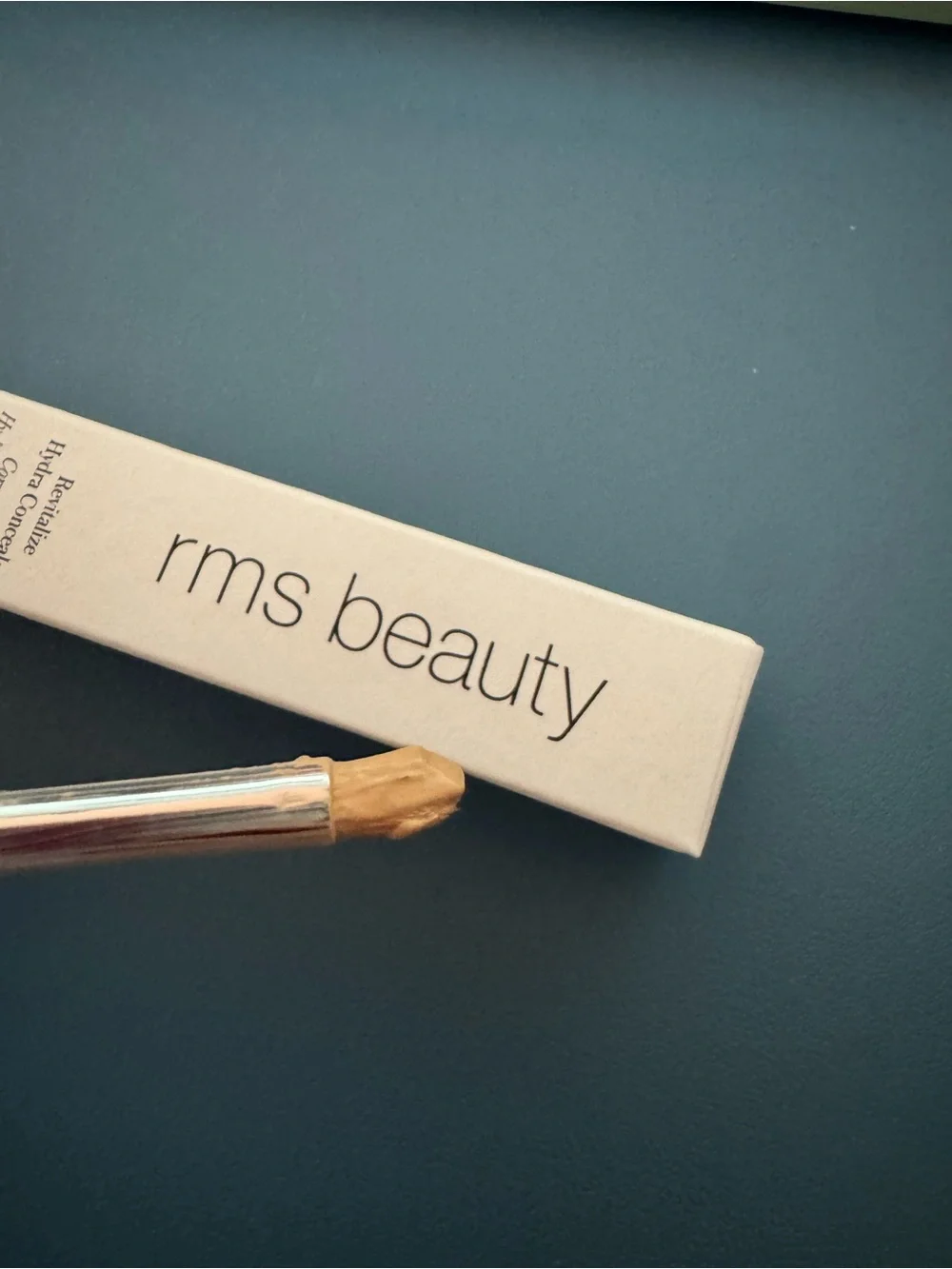 RMS Revitalize Hydra Concealer in WN09